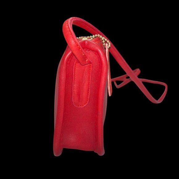 Coach | Vintage Zippered Pouch Style 9655 | Rare Red Leather | Made in NYC - Picture 2 of 12